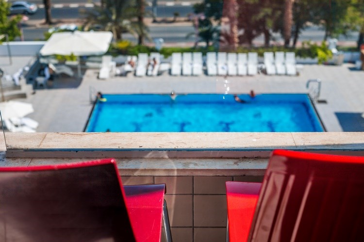 Супериор с балконом