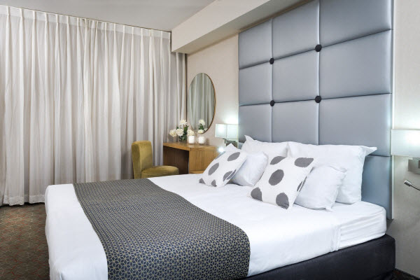 Королевский вид на бассейн