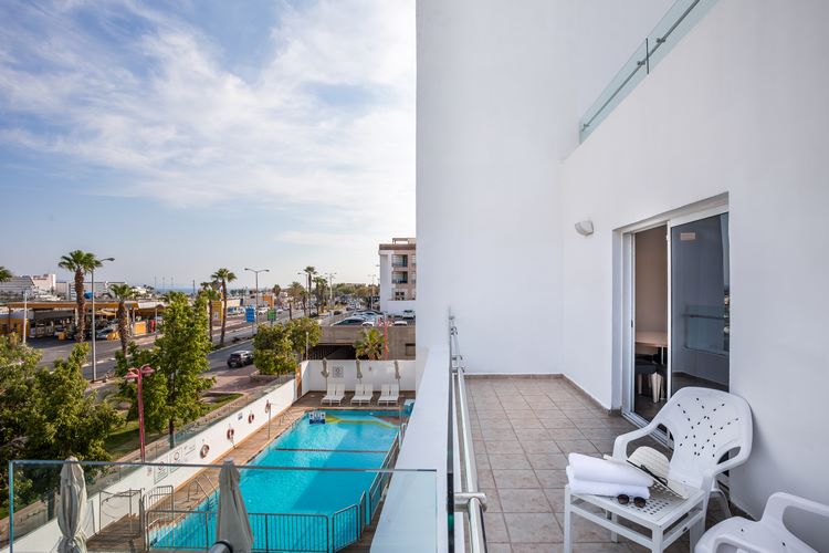 Nirvana Suites - Свита