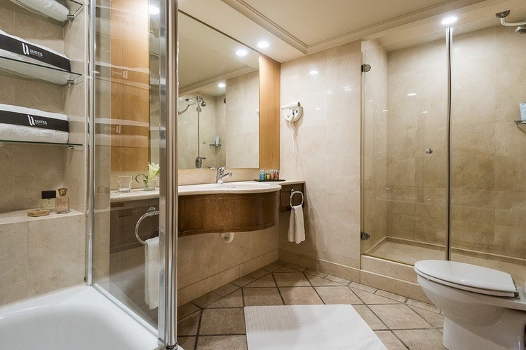 Свита для молодоженов