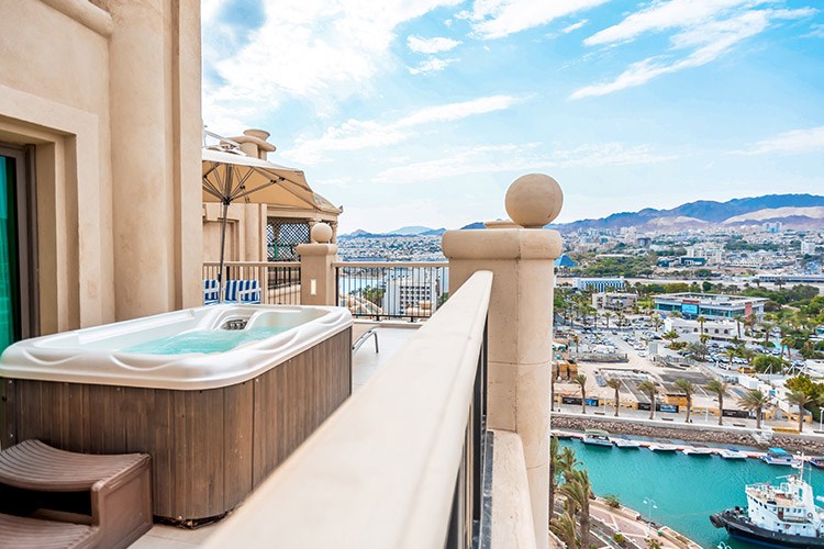 סוויטת פלאזה 